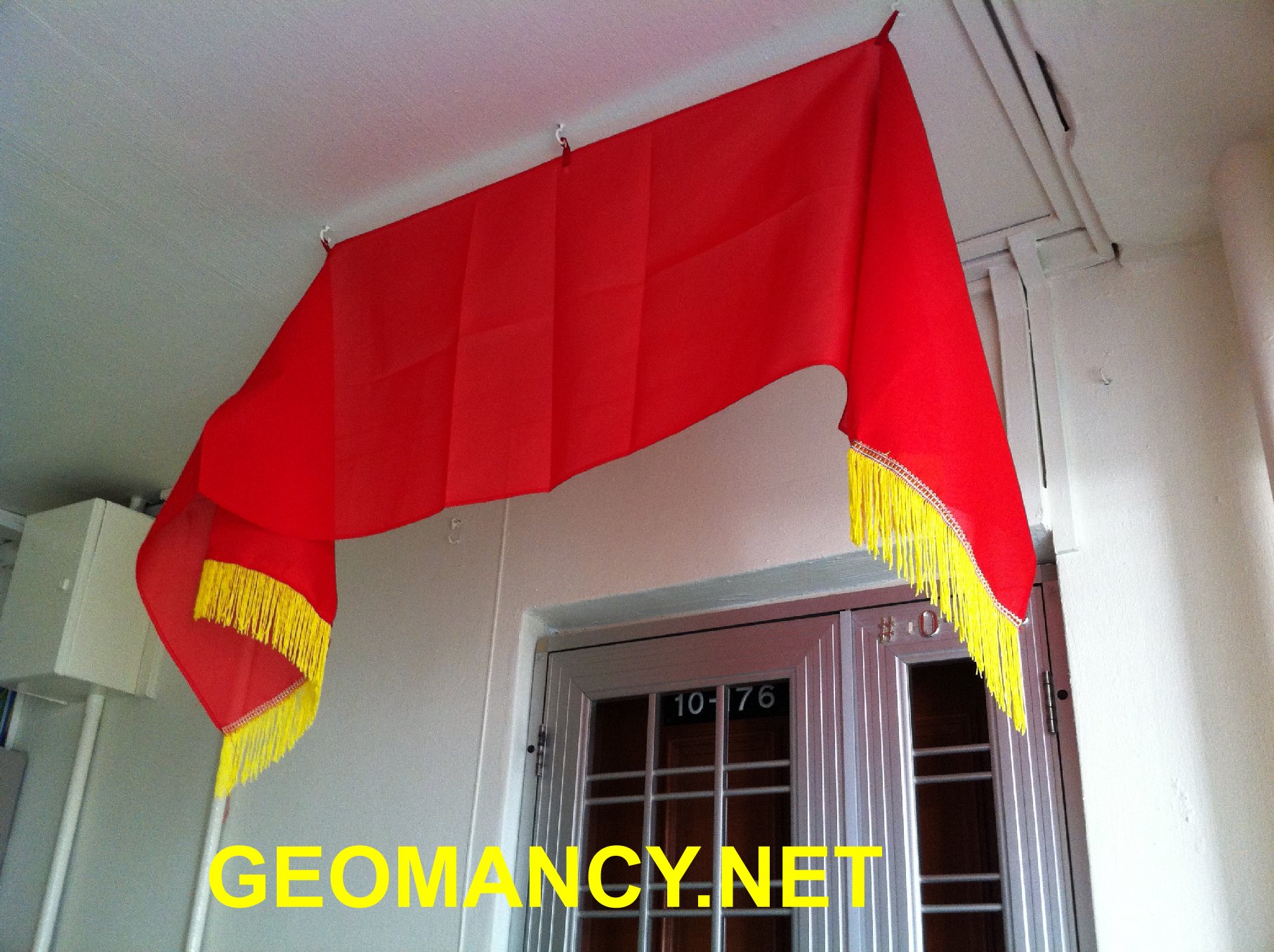 Fu dog directly opposite my unit