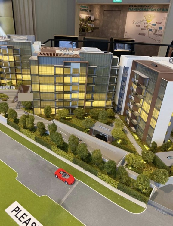 Fourth avenue (1).jpg